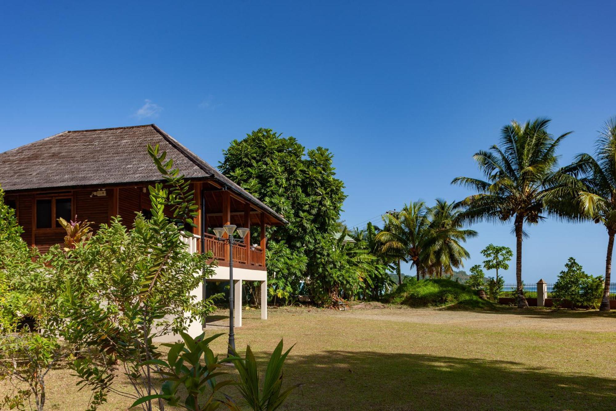 Hideaway Apartment Anse Volbert Village Екстериор снимка